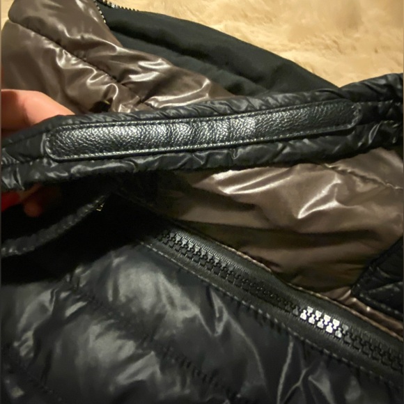 COPY - SONDRA ROBERTS SQUARED quilted nylon tote - Picture 3 of 6